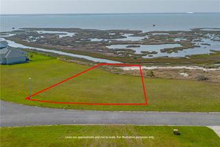 64 Lake Shore, Rockport, TX 78382