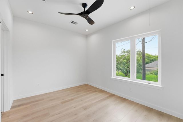 3708 Glenrose Street AB, Houston, TX 77051