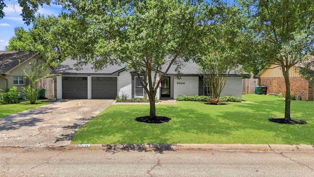 9634 Meadowglen Lane, Houston, TX 77063