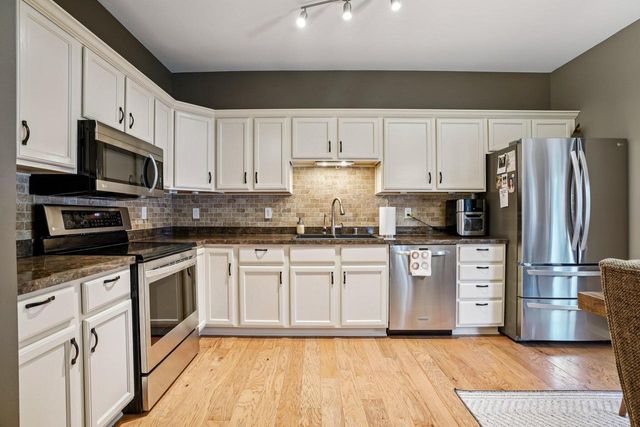 2245 Patrick LANE, Waukesha, WI 53188