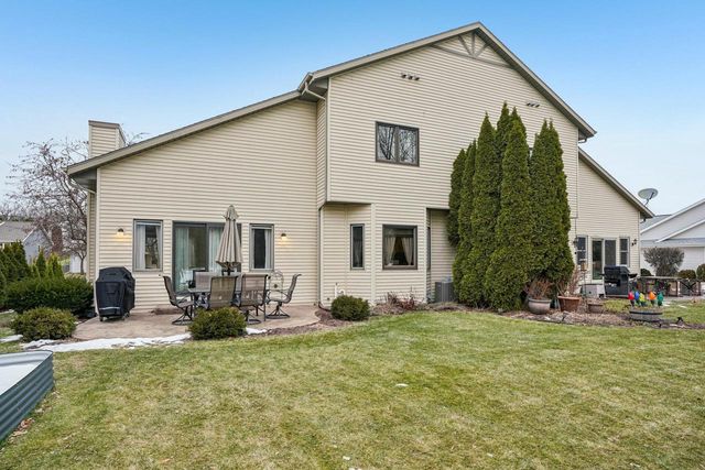 2245 Patrick LANE, Waukesha, WI 53188