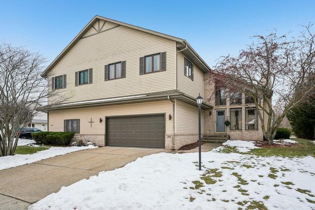 2245 Patrick LANE, Waukesha, WI 53188