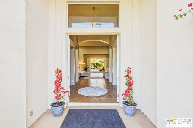 2 Brentwood Way, Palm Desert, CA 92260