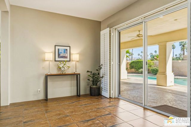 2 Brentwood Way, Palm Desert, CA 92260