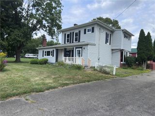 8304 State Street, Kinsman, OH 44428