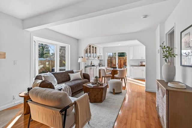 83 Devonshire Avenue 7, Mountain View, CA 94043