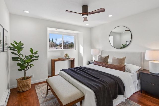 83 Devonshire Avenue 7, Mountain View, CA 94043