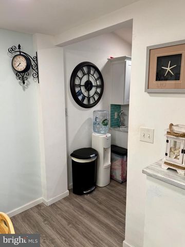84 E BURLINGTON ST, Bordentown, NJ 08505