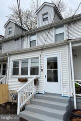 84 E BURLINGTON ST, Bordentown, NJ 08505