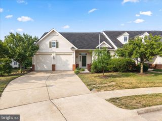 127 SHUMARD CT, Stephens City, VA 22655