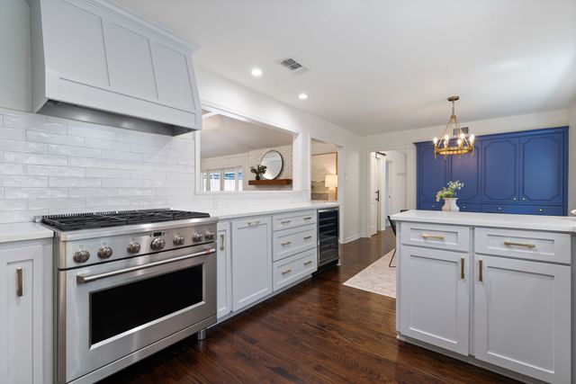 7118 Glendora Avenue, Dallas, TX 75230