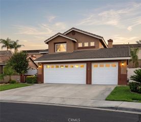 812 Poppyseed, Corona, CA 92881