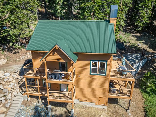 1070 Mountain View Rd, Arnold, CA 95223