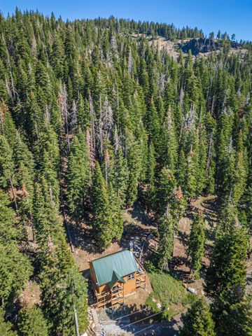 1070 Mountain View Rd, Arnold, CA 95223