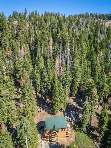 1070 Mountain View Rd, Arnold, CA 95223