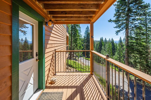 1070 Mountain View Rd, Arnold, CA 95223