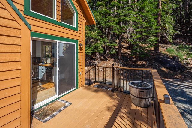 1070 Mountain View Rd, Arnold, CA 95223