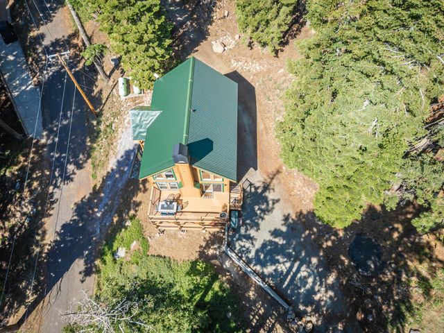 1070 Mountain View Rd, Arnold, CA 95223