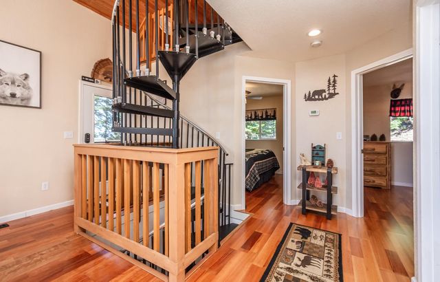 1070 Mountain View Rd, Arnold, CA 95223