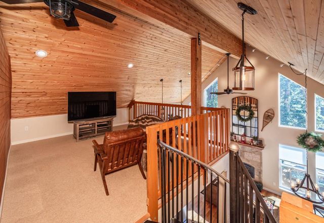 1070 Mountain View Rd, Arnold, CA 95223