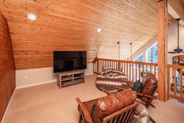 1070 Mountain View Rd, Arnold, CA 95223