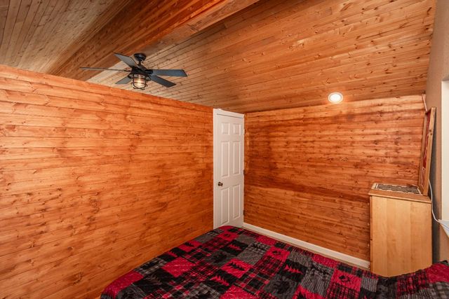 1070 Mountain View Rd, Arnold, CA 95223