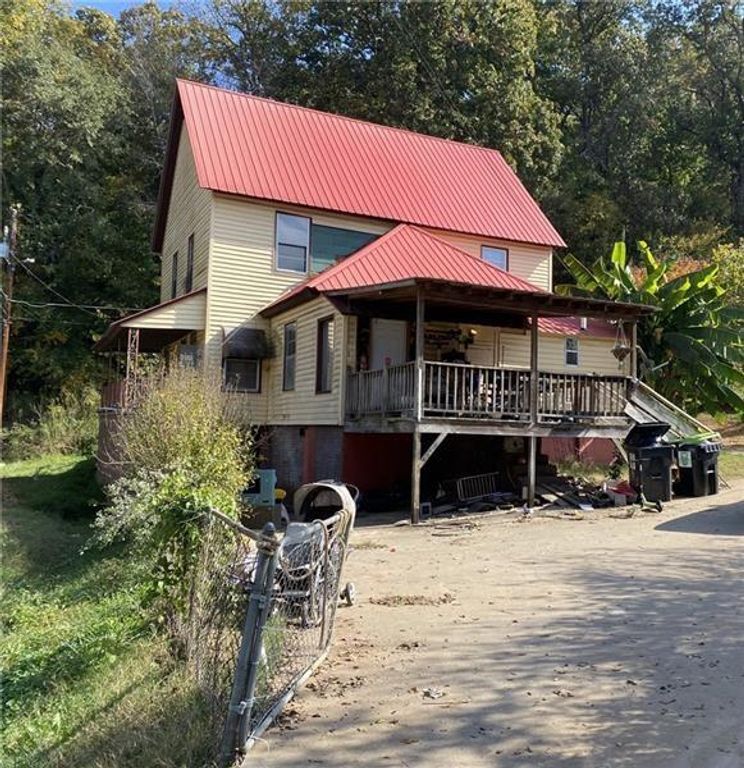 103 N Hillcrest SE Drive, Lindale, GA 30147