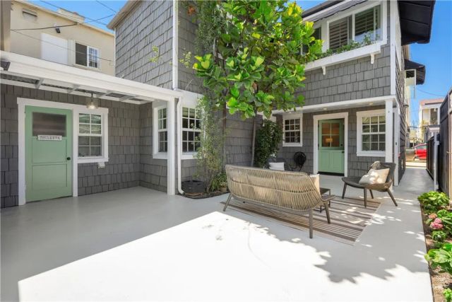 44 59th, Long Beach, CA 90803