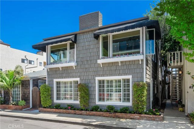 44 59th, Long Beach, CA 90803