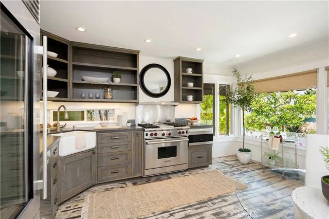 44 59th, Long Beach, CA 90803