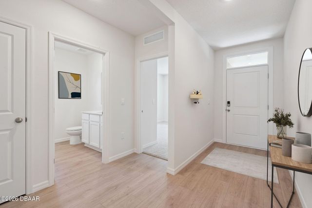 1356 Fountain View Street, Ormond Beach, FL 32174