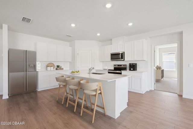 1356 Fountain View Street, Ormond Beach, FL 32174