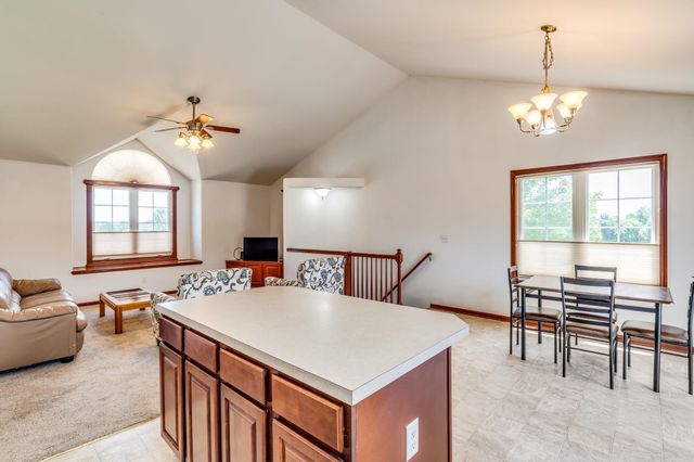 656 E 110th, Peck, KS 67120