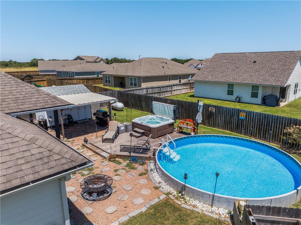 149 Windmill Road, Snook, TX 77879 — exterior