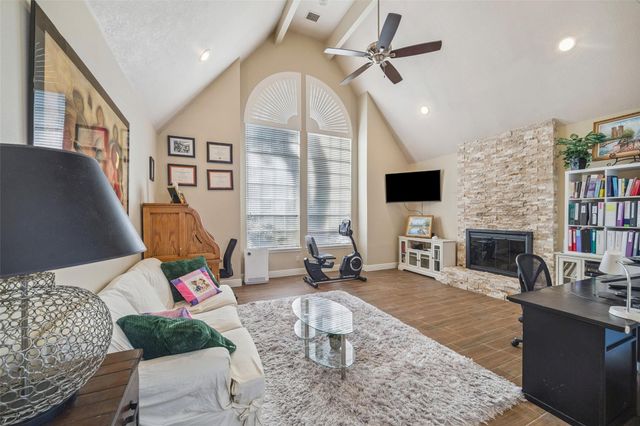 5303 Beaver Lodge Drive, Houston, TX 77345