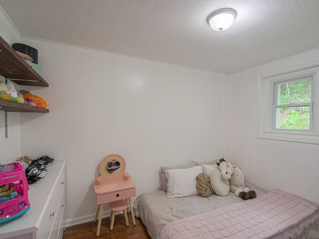 20118 E TRUMAN Road, Independence, MO 64056