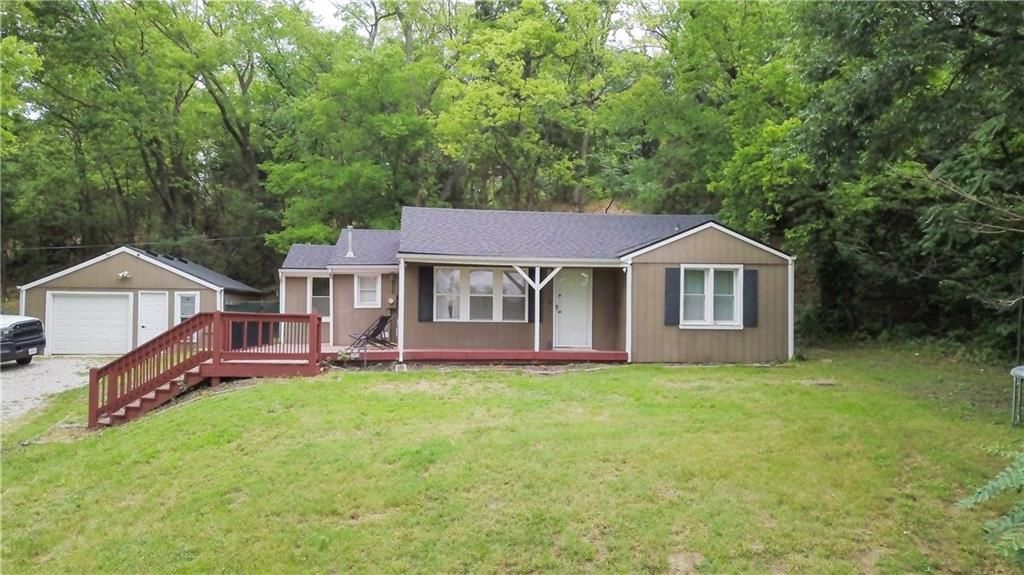 20118 E TRUMAN Road, Independence, MO 64056