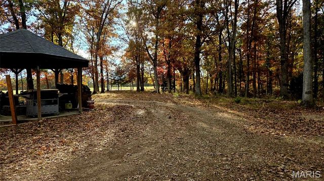 28937 Highway Z, Canton, MO 63435