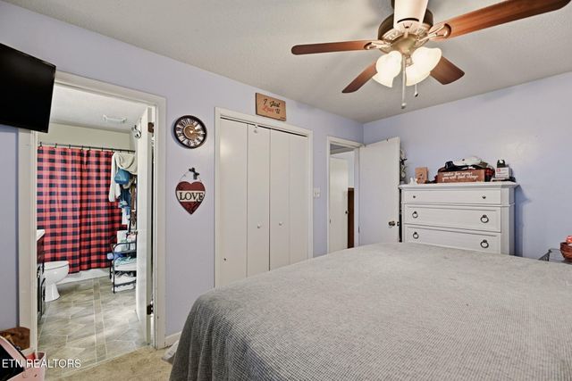 4510 NE Mockingbird Drive Drive, Knoxville, TN 37918