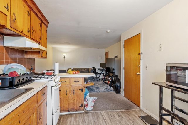 180 Tyngsboro Road 9C, Chelmsford, MA 01863