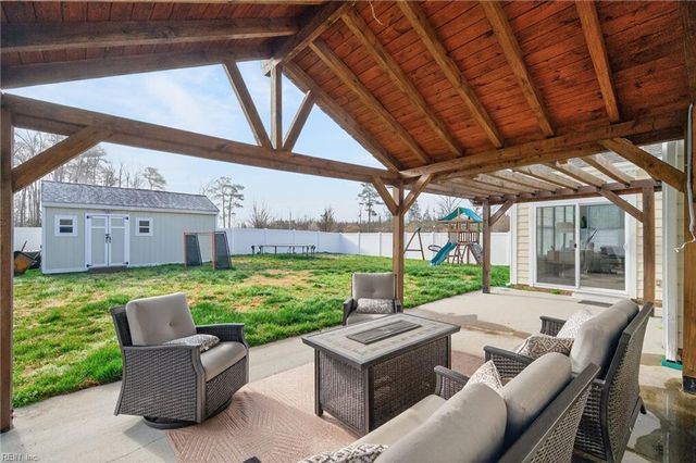 700 Angel Wing DR, Chesapeake, VA 23323