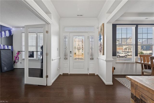 700 Angel Wing DR, Chesapeake, VA 23323