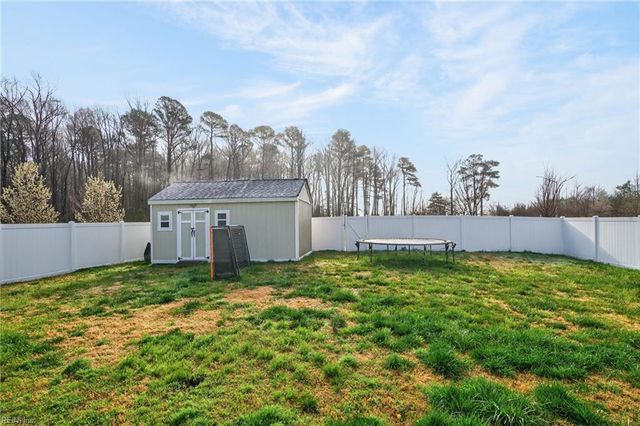 700 Angel Wing DR, Chesapeake, VA 23323