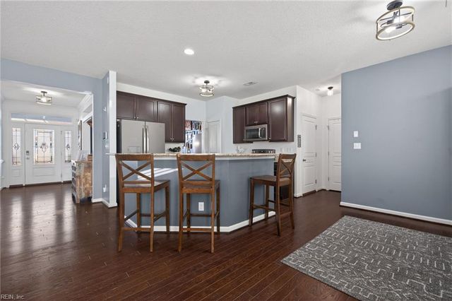 700 Angel Wing DR, Chesapeake, VA 23323