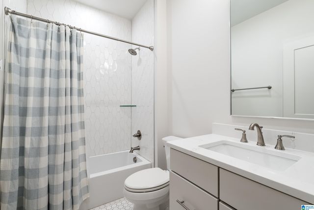 4004 FAIRHAVEN DRIVE, Mountain Brook, AL 35223