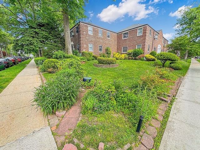 251-02 60th Avenue # 537, New York City, NY 11362