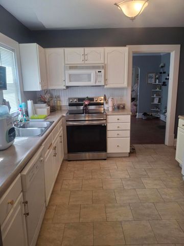 17 White Avenue, Mt Sterling, KY 40353