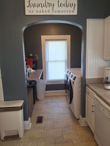 17 White Avenue, Mt Sterling, KY 40353