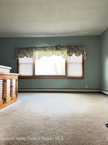 102 Washington Avenue, Coxsackie, NY 12051