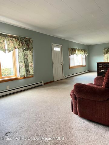 102 Washington Avenue, Coxsackie, NY 12051